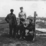 1973-2 J.Kowaluk i W. Podolec z łoszakiem